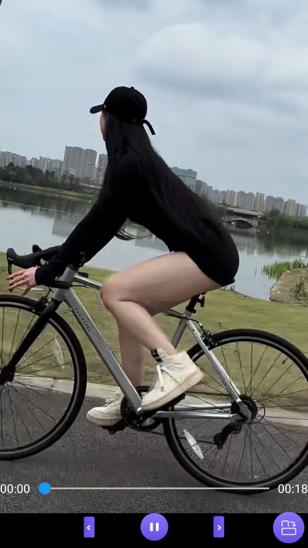 踩脚袜好还是连脚截图